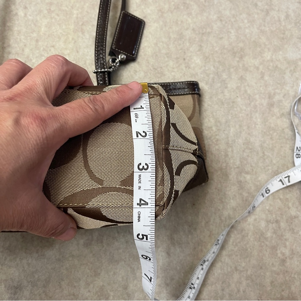 Coach Tan Signature Canvas Brown Strip and Trim Zip Tote Style F13548 Y2K 2000s - Picture 15 of 17
